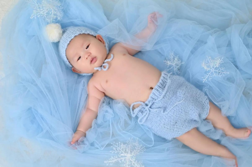 塔城2岁宝宝脚长多少厘米 塔城2岁宝宝脚长多少厘米